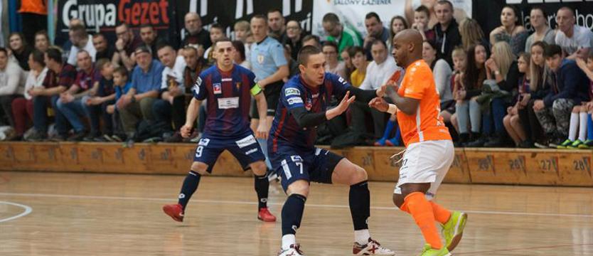 Futsal. Dwucyfrówka zero-czwórki