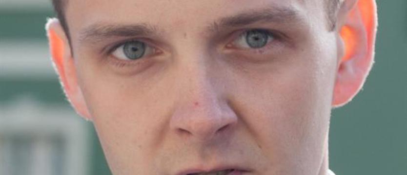 Bilans dodatni kontra pomnik pychy