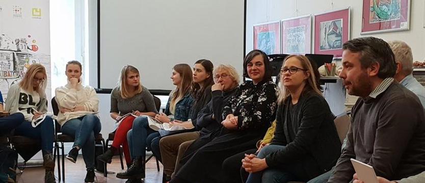 Zwei Moderationskoffer