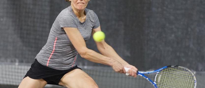 Tenis. Grają amatorzy i oldboje