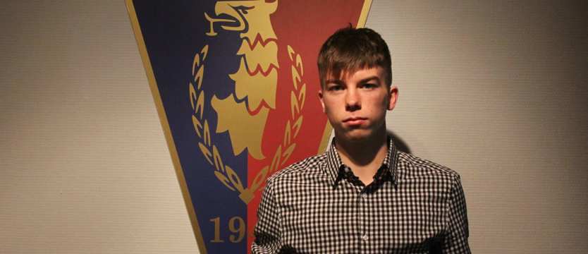 Piłka nożna. Nowy kontrakt Smolińskiego