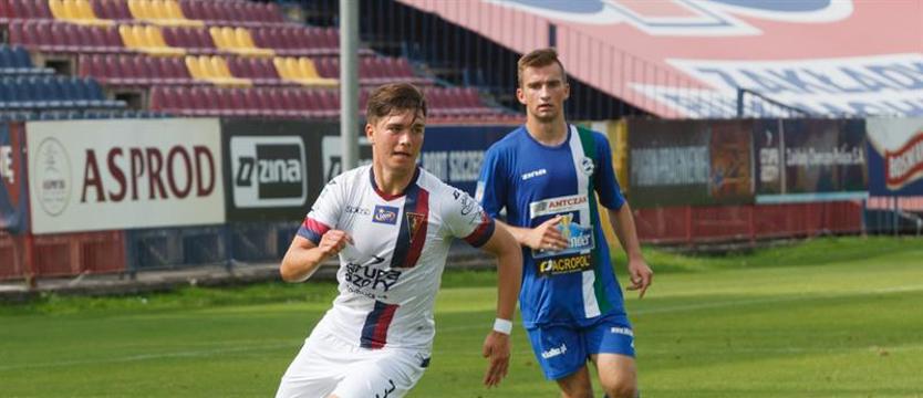 Piłka nożna. Druga liga zamiast ekstraklasy