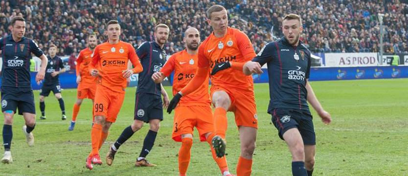 Piłka nożna. Kadra bez Drygasa, powołania dla młodzieżowców