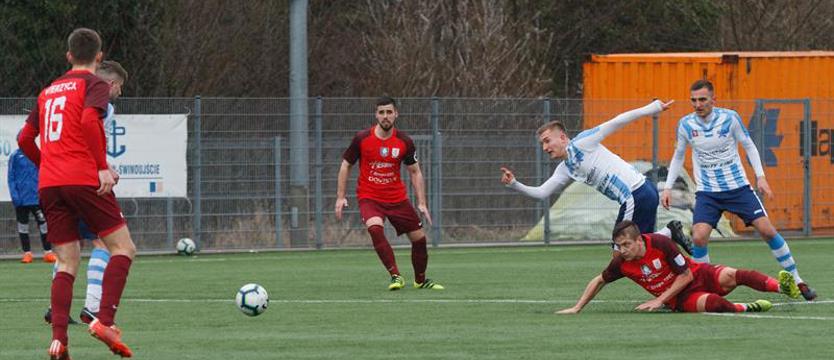 Piłka nożna. Czwórka Świtu, szóstka rezerw Pogoni