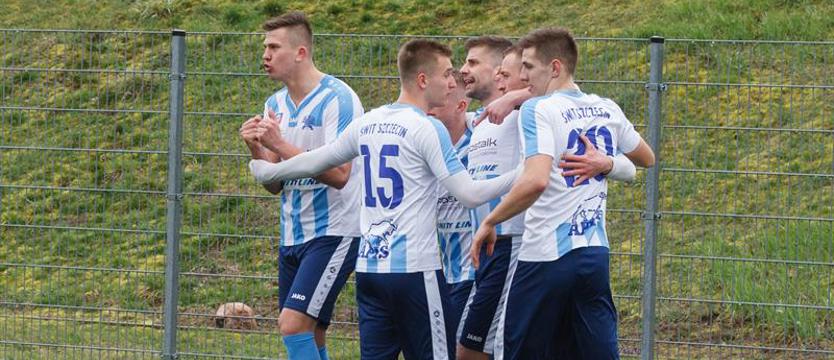 Piłka nożna. III-ligowe derby z podziałem punktów