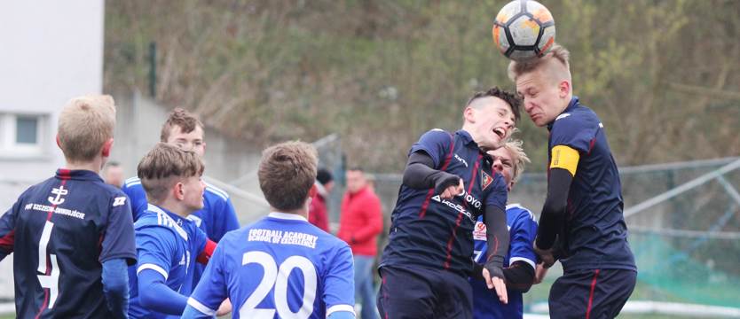 Piłka nożna. FASE gromi rówieśników z Pogoni