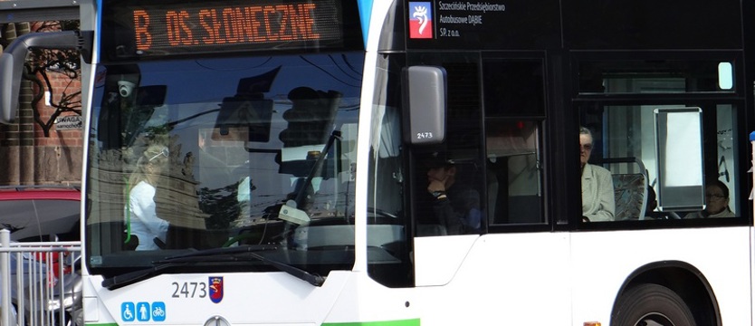 Przedświąteczne i wielkanocne zmiany w komunikacji