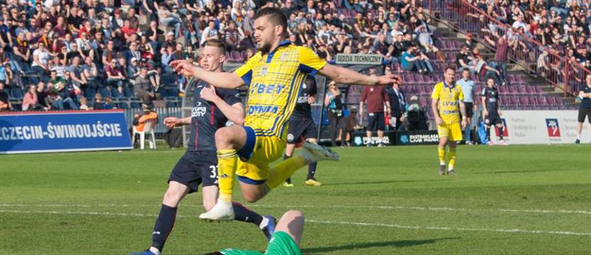 Piłka nożna. Problem na własne życzenie