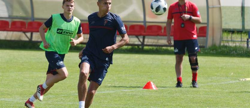 Piłka nożna. Benyamina przebija się do składu