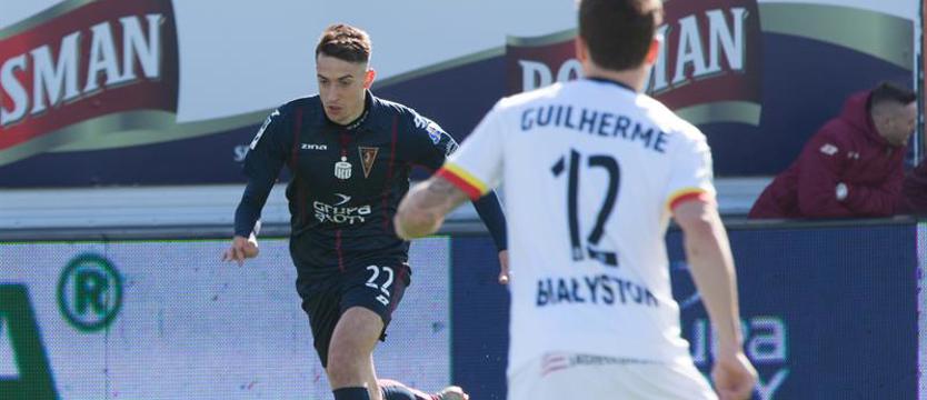 Piłka nożna. Pogoń zmienia kierunek poszukiwań