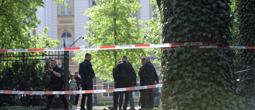 Próba samospalenia w pobliżu kancelarii premiera