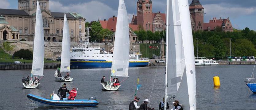 Żeglarstwo. Zbroja z załogą najlepsi