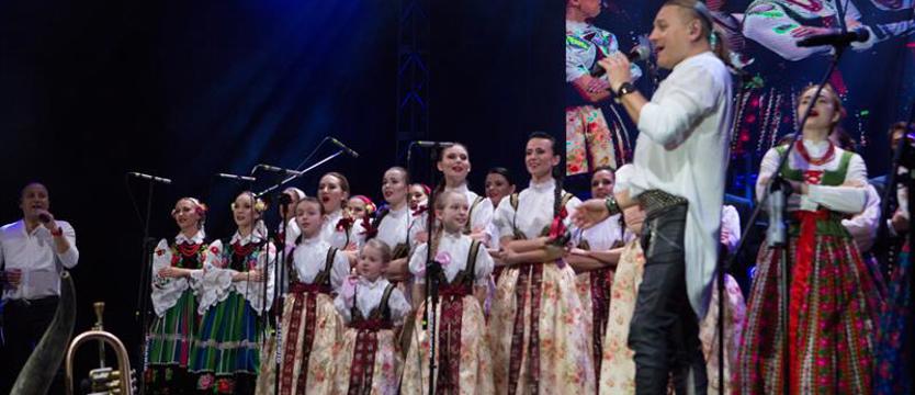 Szczecinianie polecieli do Chin. Zaprezentują polski folklor