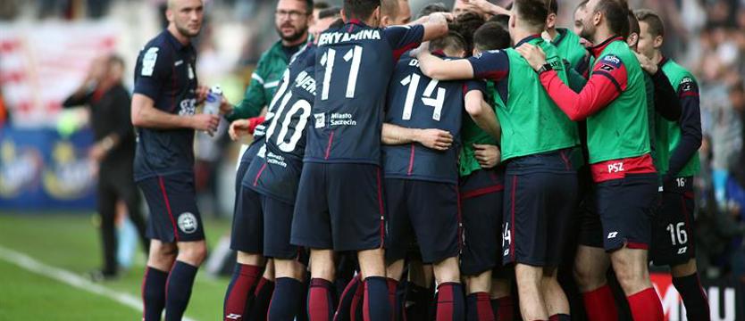 Piłka nożna. Pogoń pożegnała sezon z fasonem