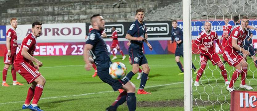 Piłka nożna. Mały koszt, rekordowy zysk