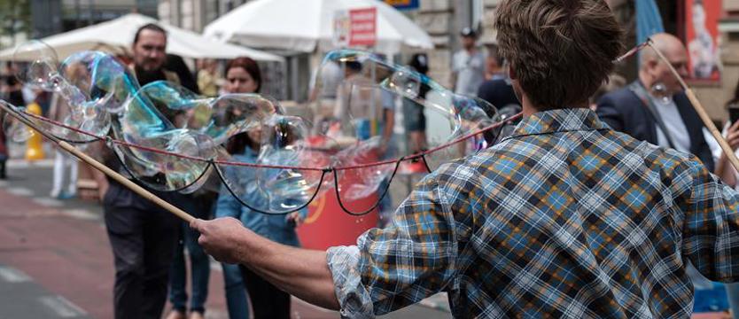 Przywędrują drzewa