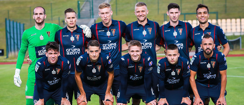 Piłka nożna. Piłkarze Pogoni walczą o skład