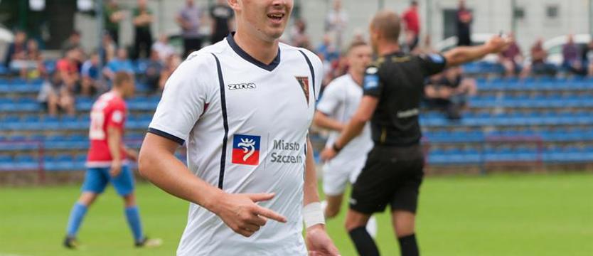 Piłka nożna. Kozłowski przedłużył kontrakt