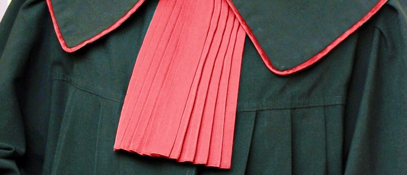 Odpowie za fałszywe alarmy bombowe w pobliżu przychodni