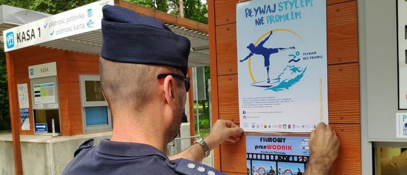 Sobota na Arkonce z policją i WOPR