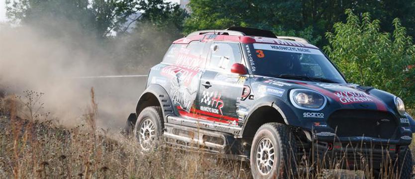 Rajdy samochodowe. Szósty triumf Hołowczyca