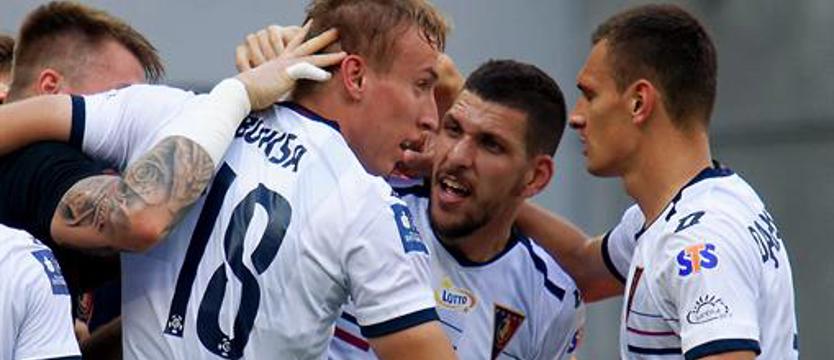 Piłka nożna. Dobry start, ale do euforii daleka droga