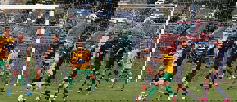 Piłka nożna. Ława nie pomógł, derby dla Pogoni