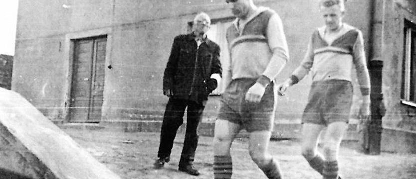 Piłka nożna. Boje Ksola z Pohlem i Maślanki z Lubańskim