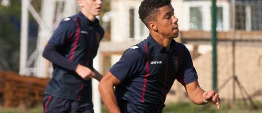 Piłka nożna. Wygrana FASE, porażki drużyn Pogoni