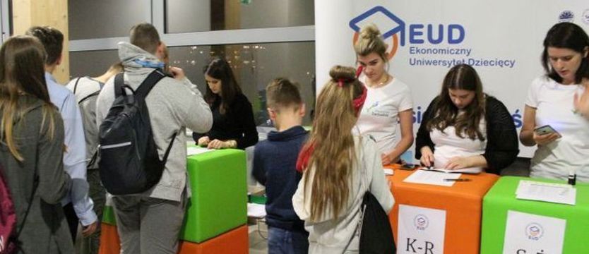 Zapisy na semestr zimowy Ekonomicznego Uniwersytetu Dziecięcego!