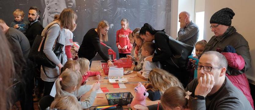 Razem z biało-czerwoną