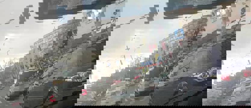 Brak sygnalizacji na pl. Rodła i Żołnierza Polskiego