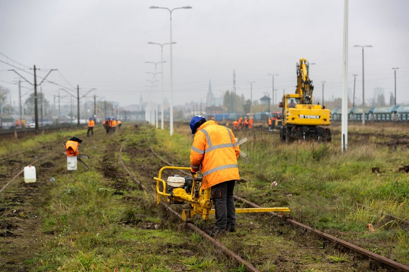 Robią miejsce na nowe tory w portach Szczecin i Świnoujście