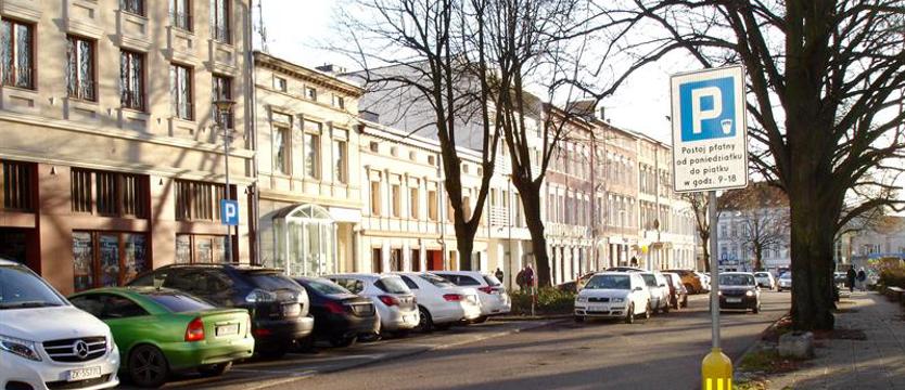 Drożej w strefie płatnego parkowania w Koszalinie