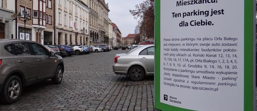 Ostatnie dni chaosu z autami na pl. Orła Białego