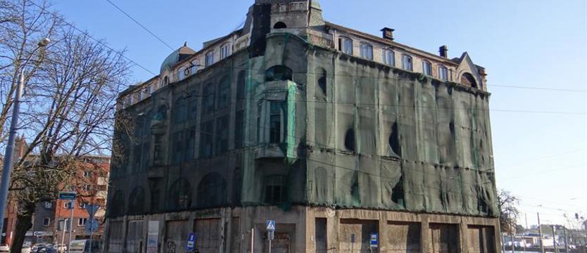 Niepewna przyszłość wiekowych murów