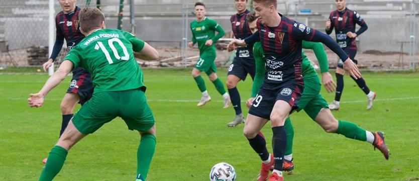 Piłka nożna. Młodzież ekstraklasy w natarciu