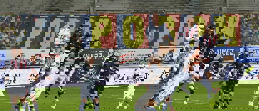 Piłka nożna. Gra dużo lepsza, ale tylko remis