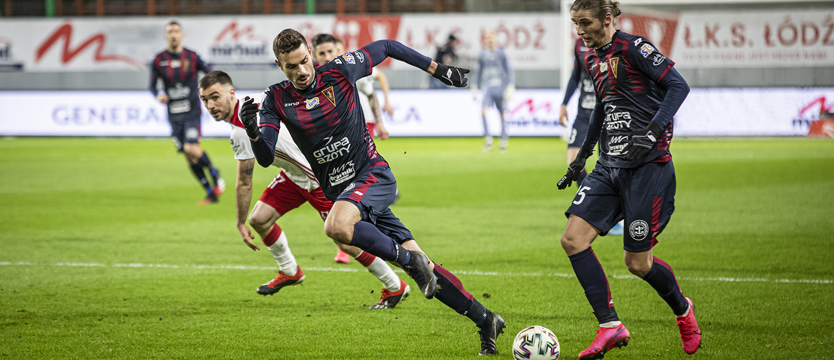 Piłka nożna. Szczęśliwy remis, znów bez gola