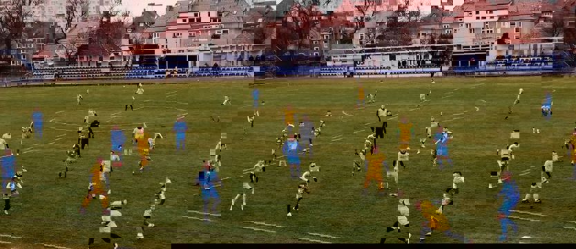 Piłka nożna. Sparingi Błękitnych, Chemika i Świtu