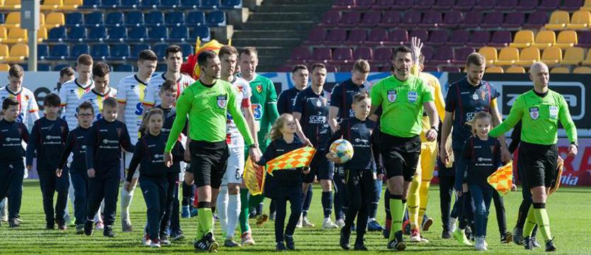 Piłka nożna. Petew przed meczem w Szczecinie