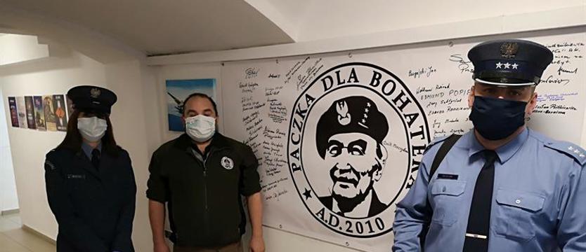 Więźniarki uszyły maseczki dla kombatantów