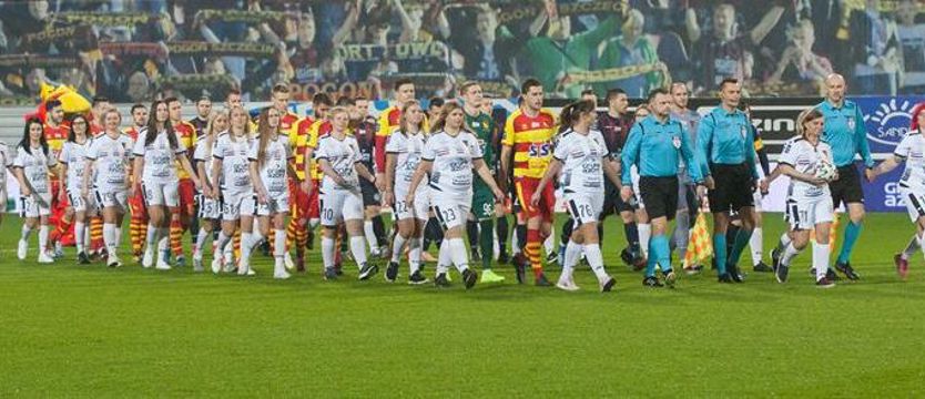 Piłka nożna. Powrót do gry dla kasy