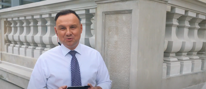 To będzie hit internetu. Prezydent Duda rapuje!