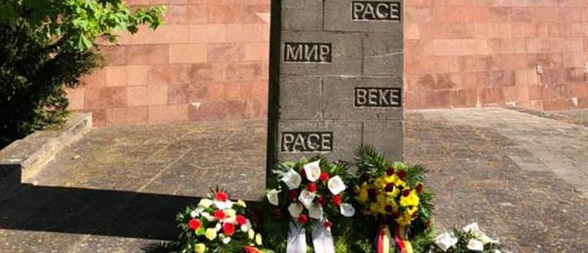 Sceny z zamkniętych granic