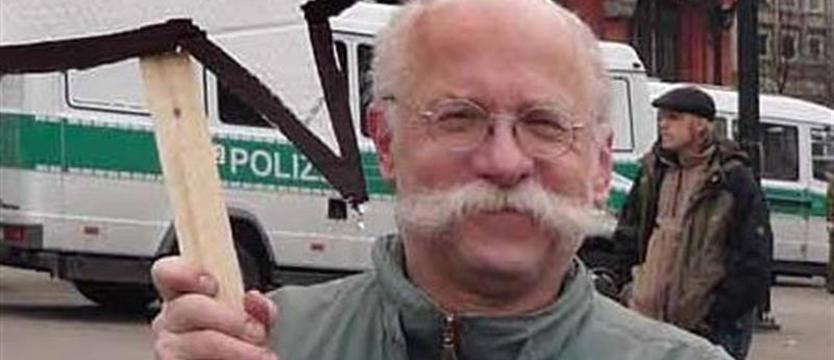 Dąbrowski z krzyżem