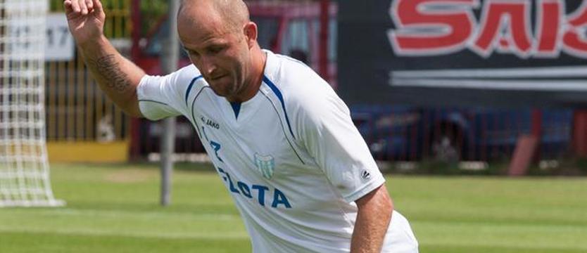 Piłka nożna. Grzelak blisko Floty