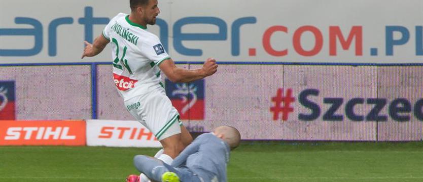 Piłka nożna. Zwoliński piłkarzem miesiąca