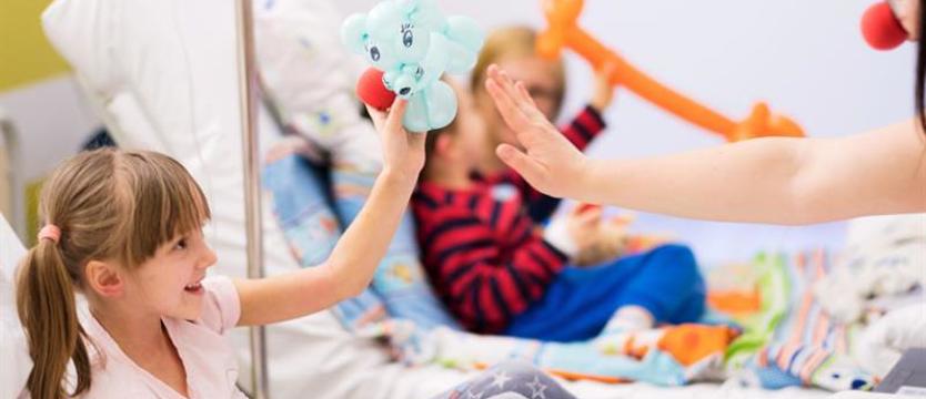 Fundacja „Dr Clown” zaprasza do licytacji. Pomóż zdrowieć dzieciom