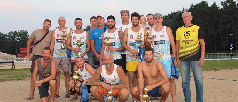 Siatkówka. Blisko 10 godzin grania upale